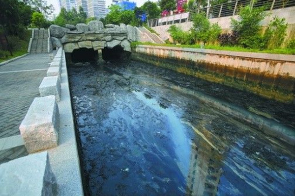 1594716483126126.jpg 2020_0619_3413b3ebj00qc5l55001bc000e0009cm.jpg